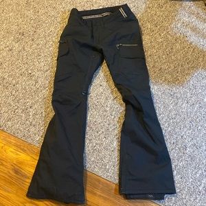 Black women’s gloria Burton snow pants